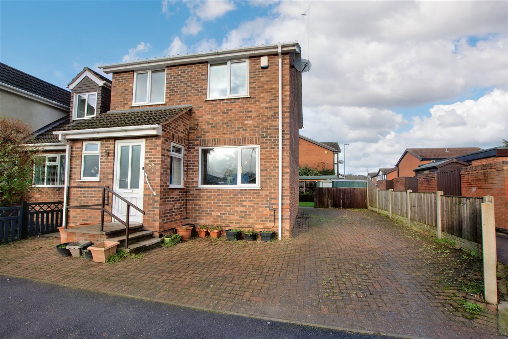 Mile End Road, Colwick, Nottingham Robert Ellis Estate Agents